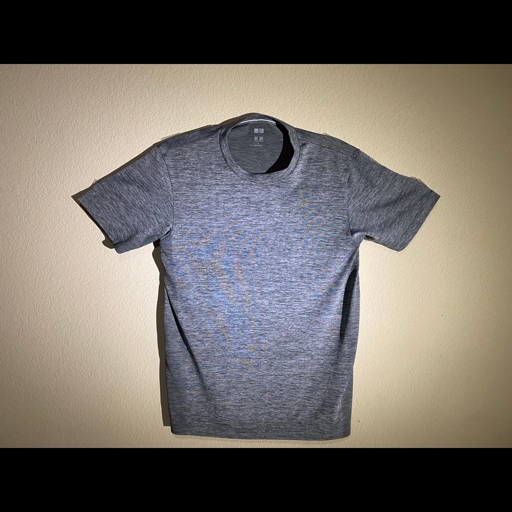 Uniqlo Grey Dryfit T-Shirt